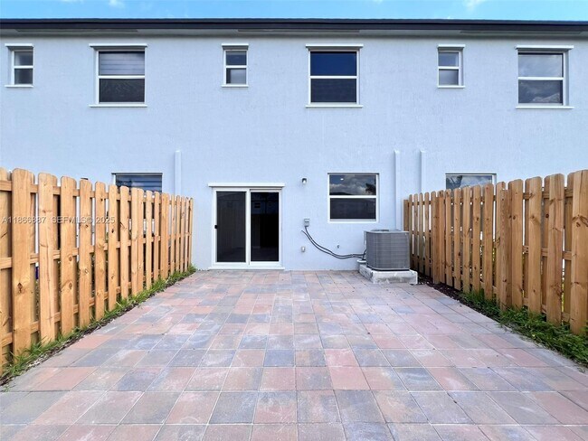 Building Photo - 17956 SW 358th St