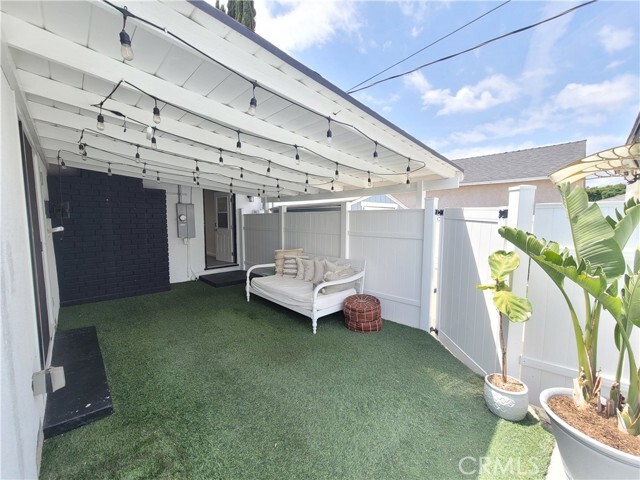 Building Photo - 17557 Lemay Pl