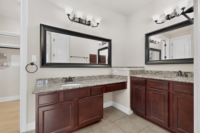 Building Photo - 4804 Taurus Walk