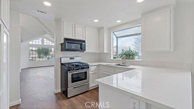 Building Photo - 39563 Chabot Cir