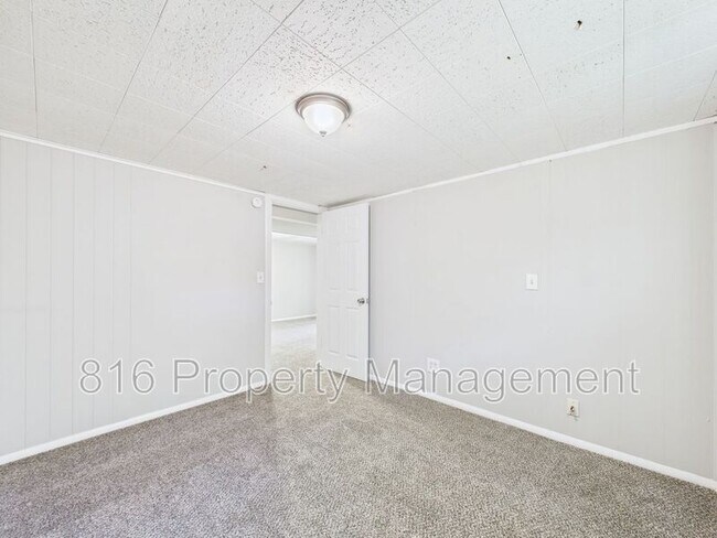 Building Photo - 1004 Anderson St