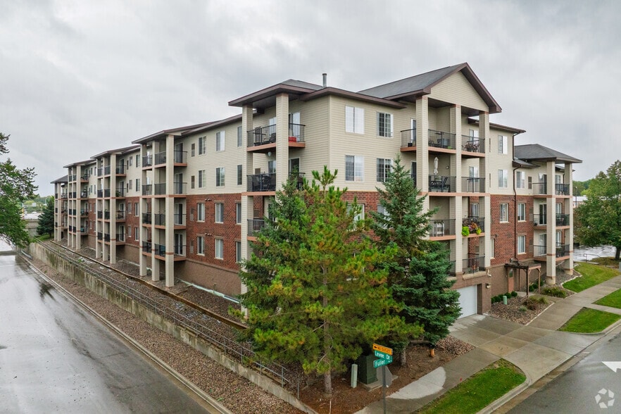 Building Photo - Northridge Court-55+ Senior Housing