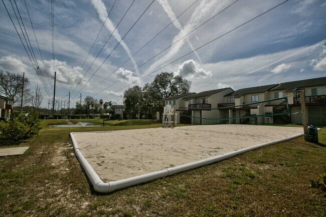 Building Photo - 1319 Airport Dr