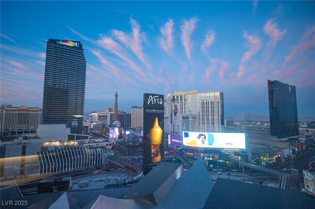 Building Photo - 3722 S Las Vegas Blvd