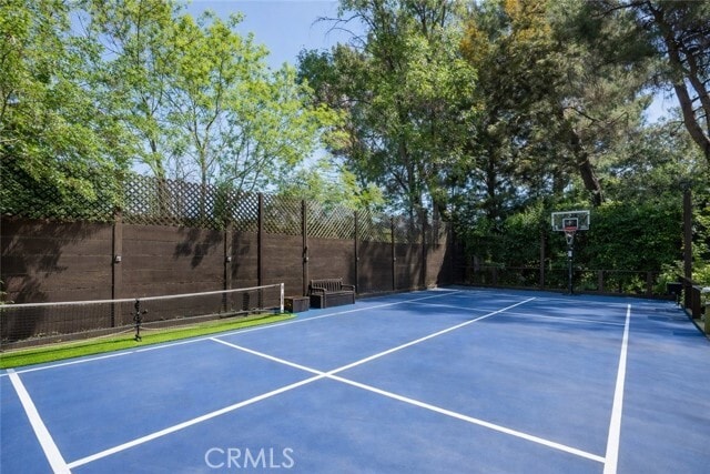 Building Photo - 3791 Multiview Dr