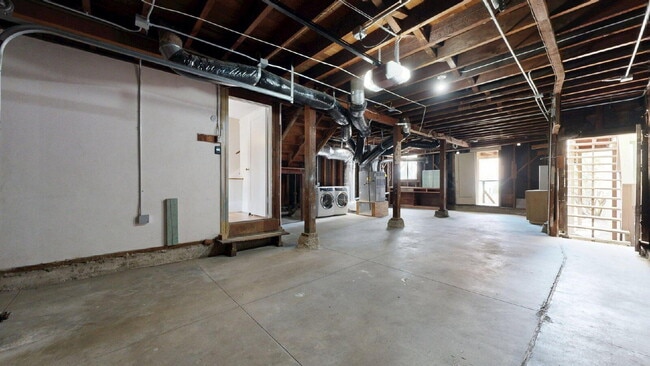 Building Photo - Charming Inner Sunset Single Family Home w...
