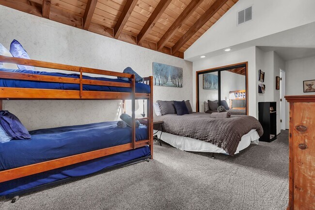 Building Photo - Available for $1,950/month unfurnished or $2,050/month furnished.