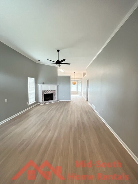 Building Photo - 434 N Ericson Rd