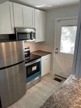 Building Photo - 238 E Harding St