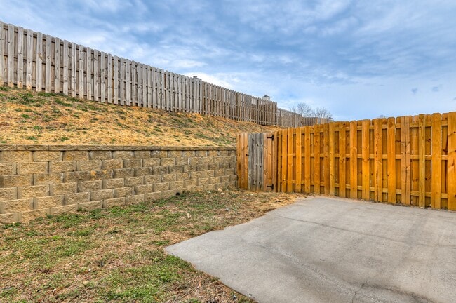 Building Photo - 4035 Calypso Dr