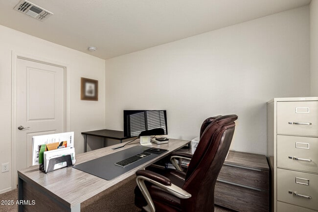 Building Photo - 1532 E Inouye Dr