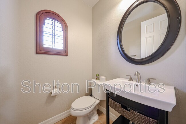 Building Photo - 3779 N Denny Way