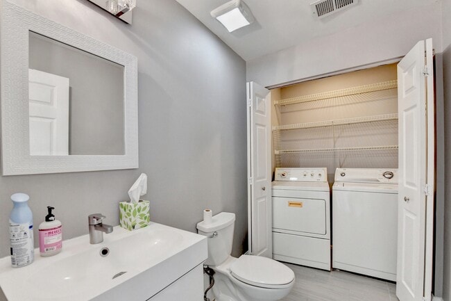 Building Photo - 12270 Osprey Dr