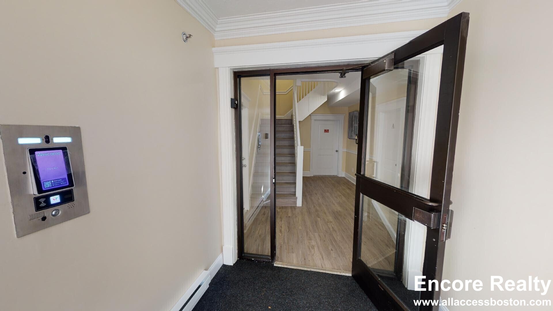 Building Photo - 123 Sutherland Rd