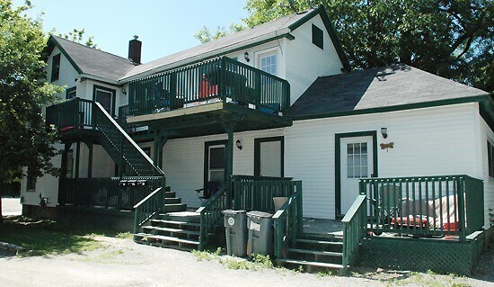 Building Photo - 34 Chamberlain St