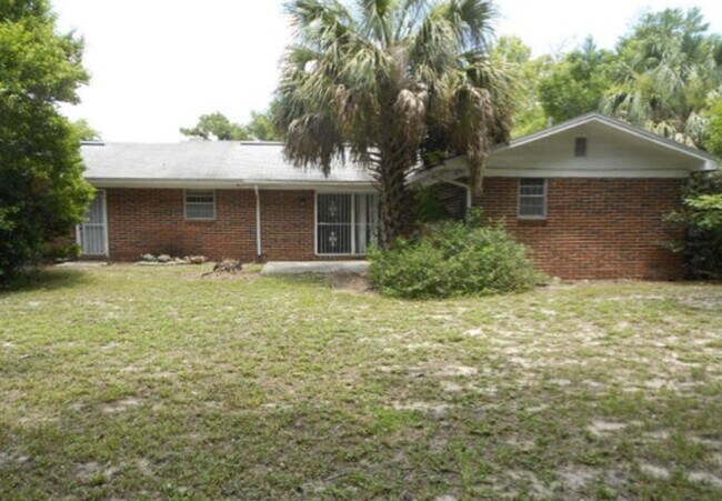 Building Photo - 3850 University Club Blvd