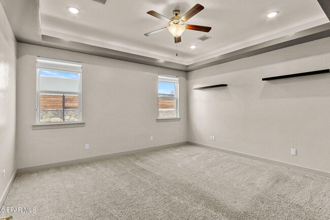 Building Photo - 12365 Desert Dove Ave