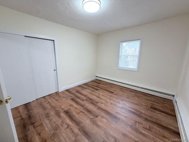 Building Photo - 1870 Baldwin Rd