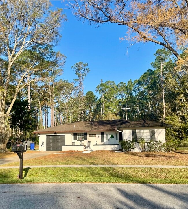 Building Photo - 435 Graciela Cir
