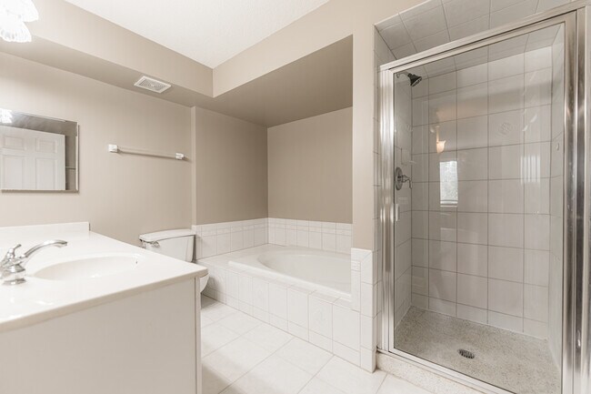 Building Photo - 470 Fawell Blvd