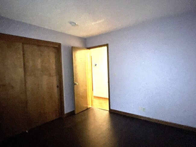 Building Photo - 3 bedroom 3 bath plus a large room downstairs in Lake Wildwood, Penn Valley, CA