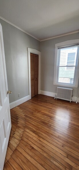 Building Photo - 57 Parker St