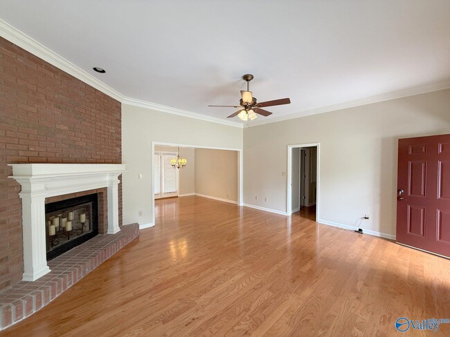 Building Photo - 106 Teal Park Ln