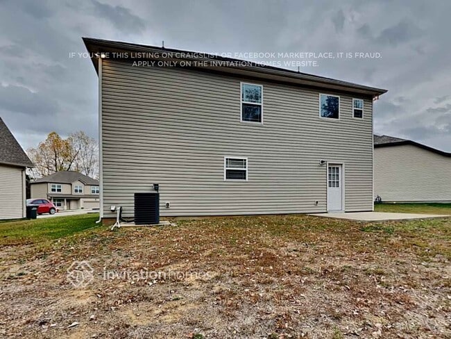 Building Photo - 838 Cedar Ln