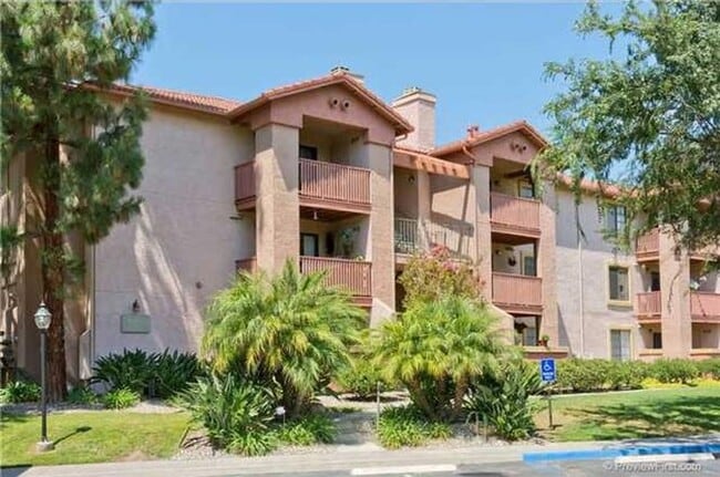 Primary Photo - Rancho Bernardo 1 Bedroom Condo For Lease ...