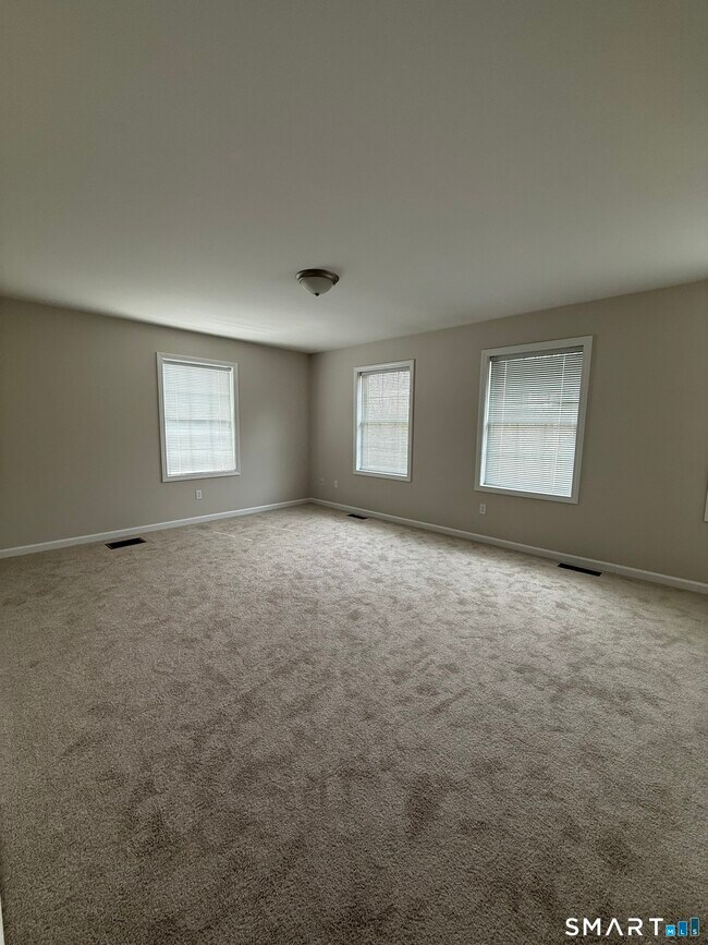 Building Photo - 783 Naugatuck Ave