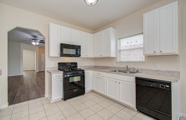 Building Photo - 6702 Castle Terrace Ct