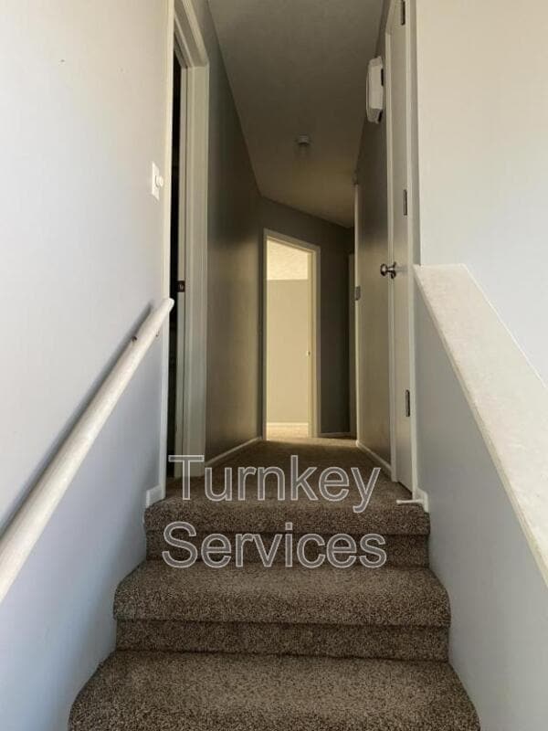 Building Photo - 15423 Stony Brook Blvd