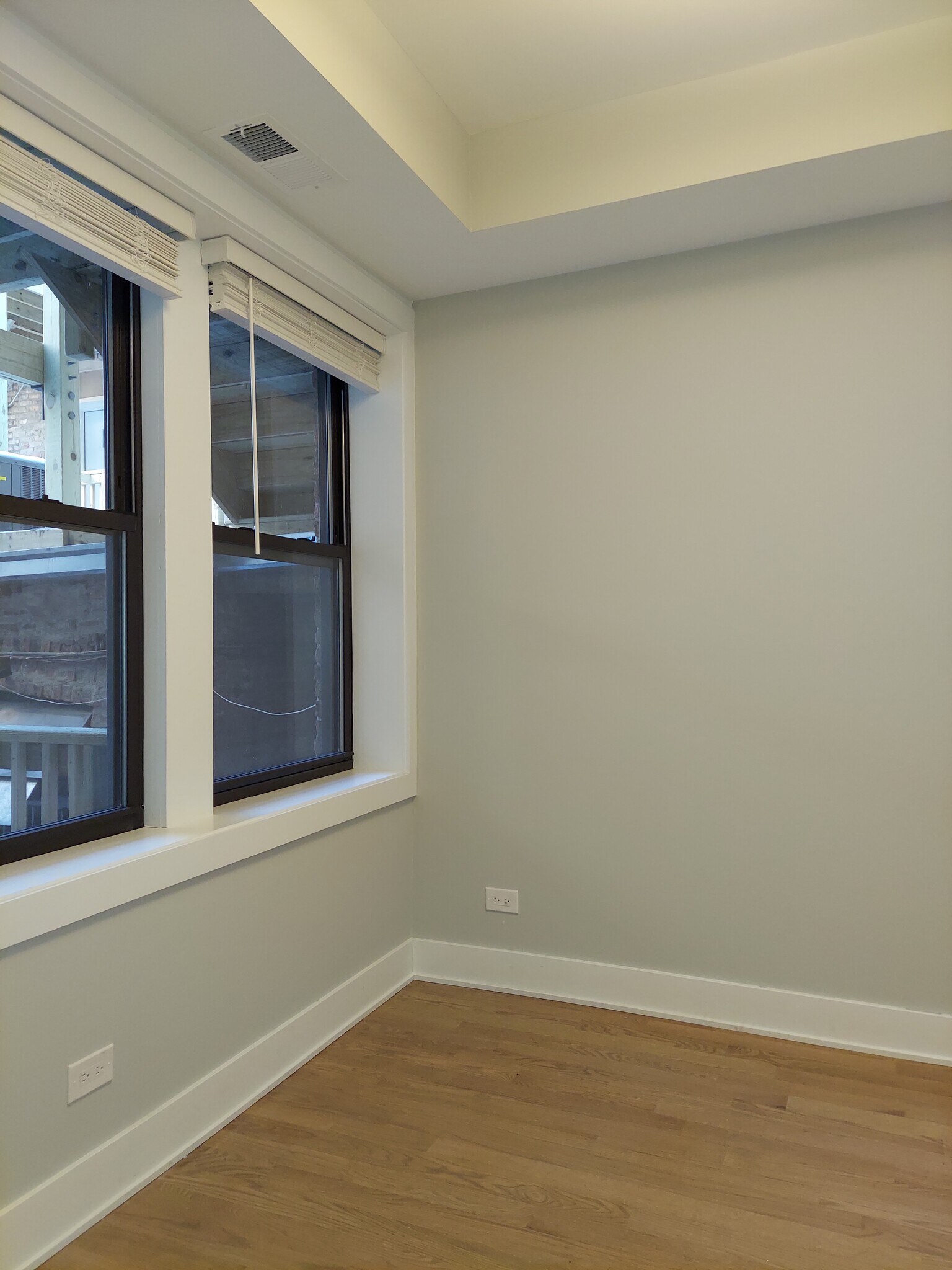 Building Photo - 4409 N Seeley Ave