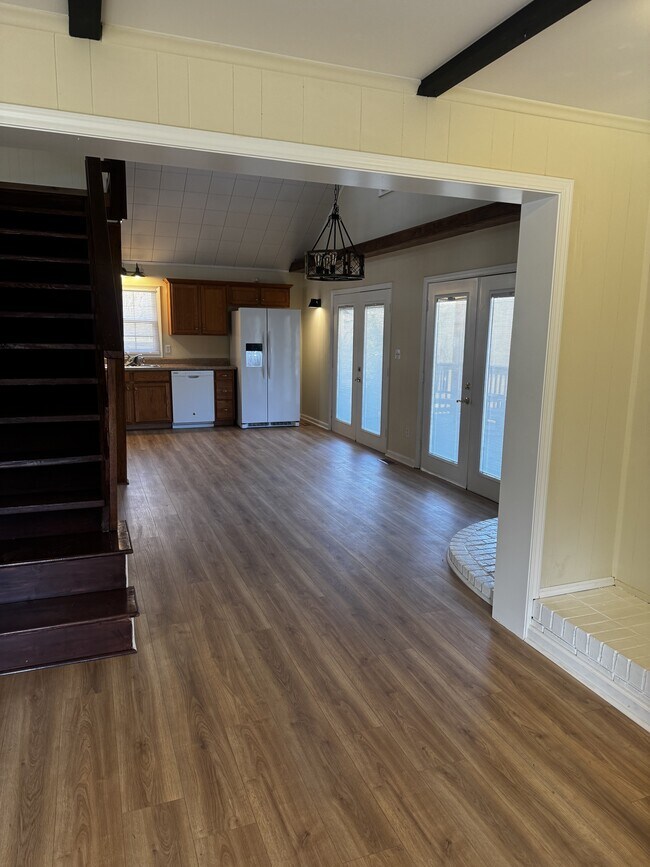 Building Photo - 4081 Greensboro Hwy