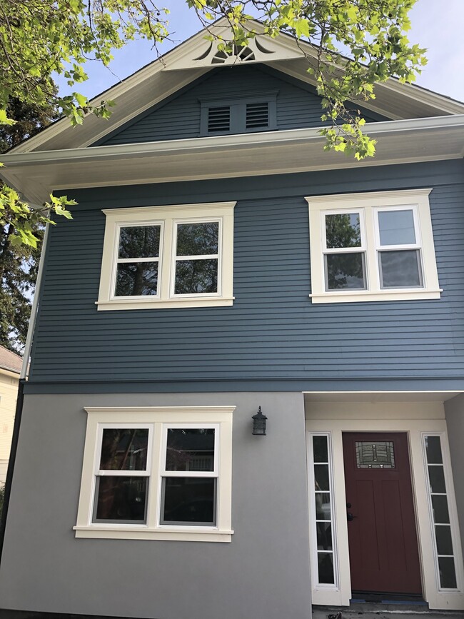 Beautiful all new exterior. - 314 Rigg St