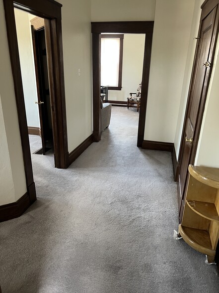 Building Photo - 277 Dravo Ave