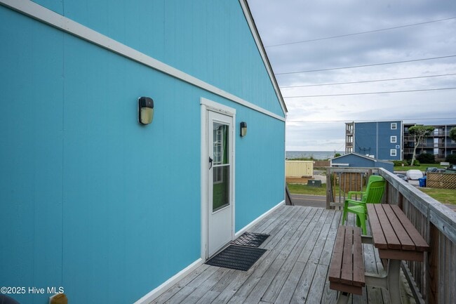 Building Photo - 2271 New River Inlet Rd