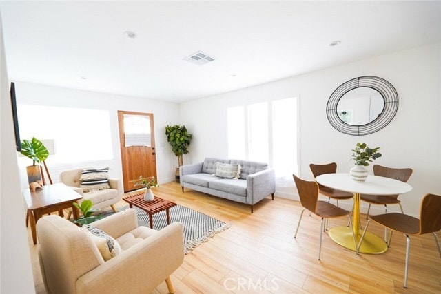 Building Photo - 3642 6th Ave