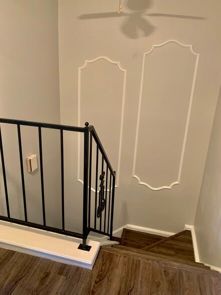 Building Photo - 3214 Continental Dr