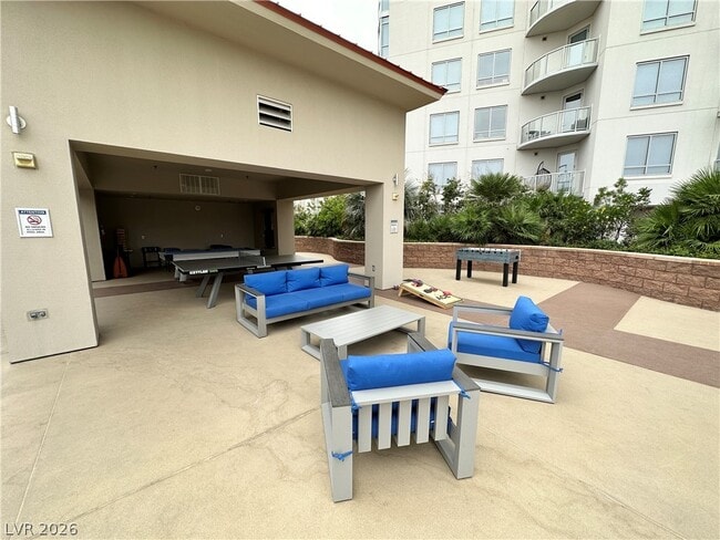 Building Photo - 200 W Sahara Ave
