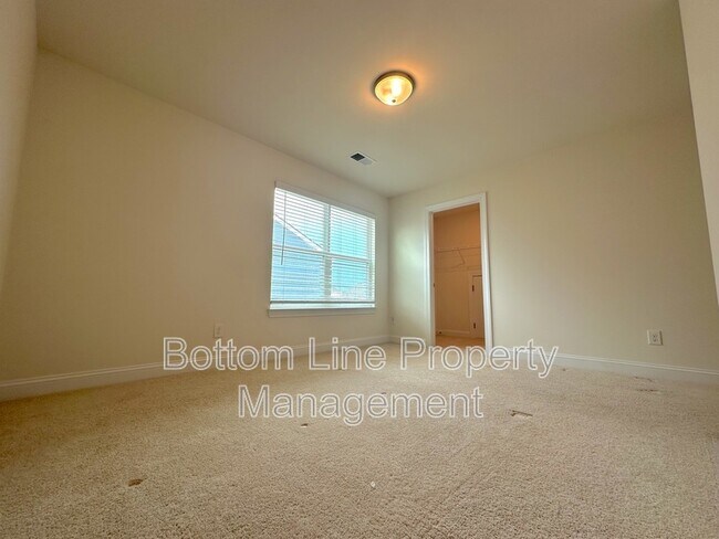 Building Photo - 4487 Fls Lk Dr S W