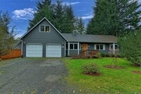 Building Photo - Versatile 3-Bedroom Silver Lake Home with ...