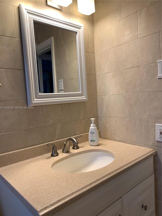 Building Photo - 1100 Atlantic Shores Blvd