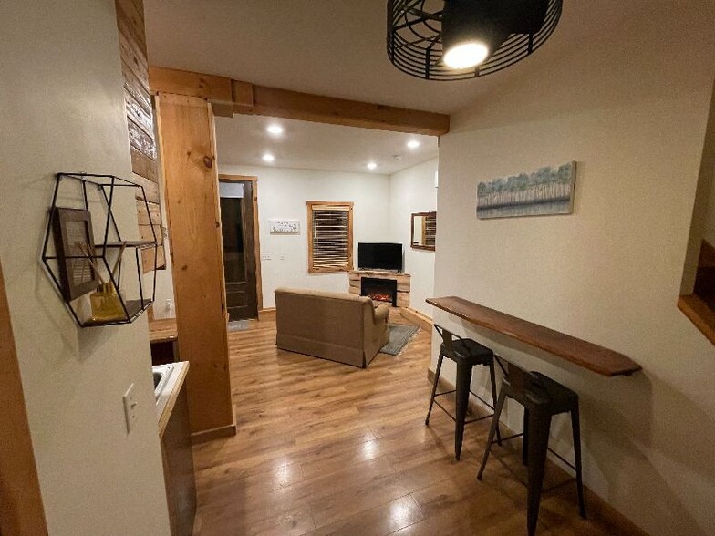 Building Photo - 60 Linglestown Rd