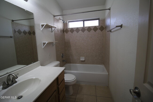 Building Photo - 14009 Robert Ituarte Dr