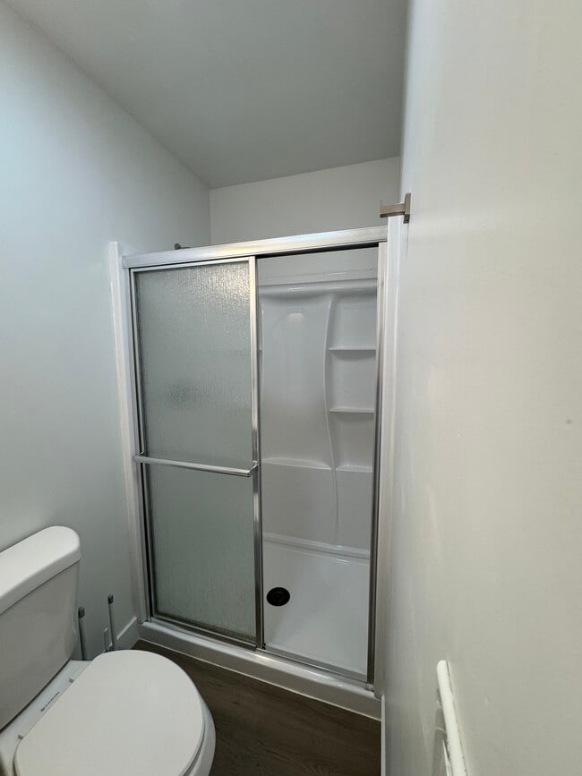 Building Photo - 13477 La Mesa Dr