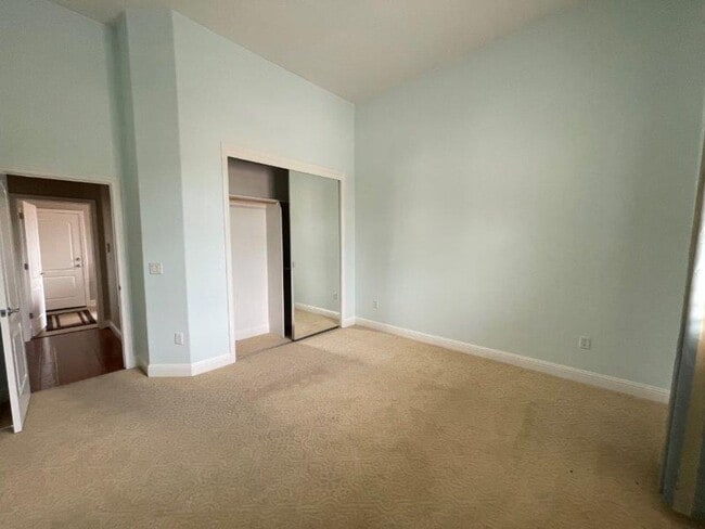 Building Photo - 10019 Seattle Slew Ln