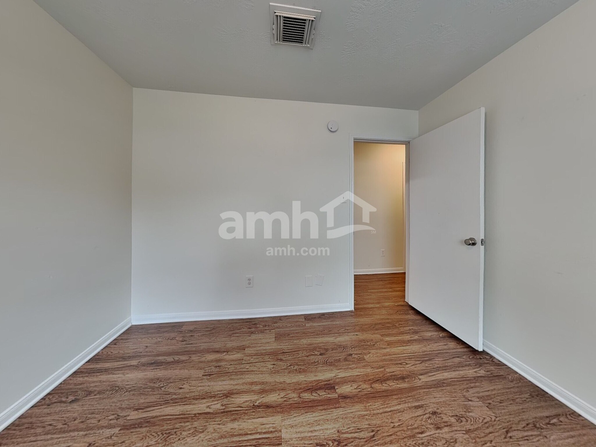 Building Photo - 2543 Fox River Ln