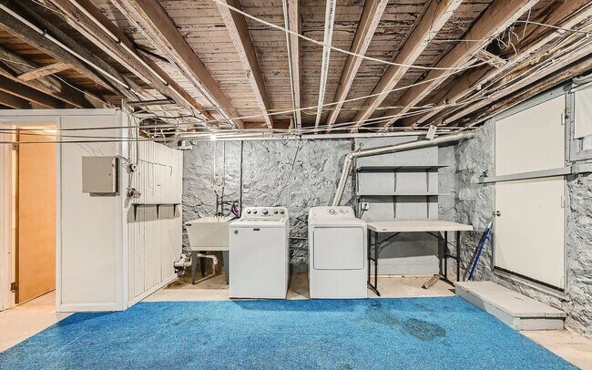 Building Photo - 1212 N Bentalou St