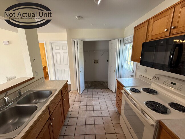 Building Photo - 1330 N Frideriki Dr